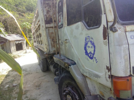 รถมิตซู 10 ล้อดั้ม FN527M - TF  220 แรงม้า. ปี 38.    สนใจติดต่อ  081 - 6079515