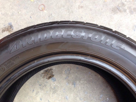 ยาง Bridgstone 205-55-16 ปี 14 รุ่น Ecopla ครบชุด 4 เส้น 3500 สภาพสวยๆไม่บวมดอกยางเหลือเยอะ เอาไปวิ่งกันใด้อีกยาวค่ะ