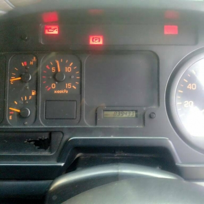 รถอีซูซุ 6 ล้อ รั้ว ( ไม่ดั้ม )  210 แรงม้า. ปี 47.   สนใจติดต่อ  081 - 6079515