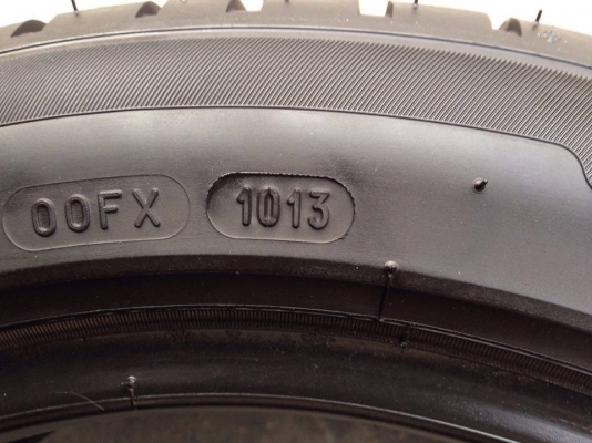 ยาง MICHELIN 185-55-15 ปี 13 ครบชุด 4 เส้น 3500  สภาพสวยๆดอกยางนิ่มๆไม่มีปะไม่บวมเอาไปวิ่งกันยาวๆราคาเบาๆค่ะ