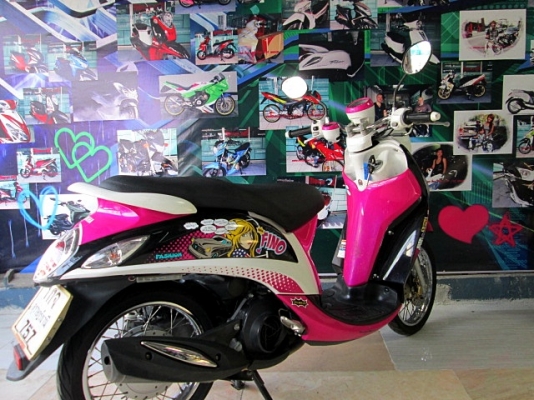 Fino i ลายแฟร์ชั่น สีชมพูดำ หัวฉีด ช่วยประหยัดน้ำมันขั้นเทพ รถเดือน มีนาคม ปี57 ไมล์ 20xxx โล แถม 4 รายการ 21900