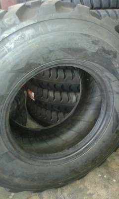 ยางรถตัก (ยางใหม่) 15 ขอบ 19.5 ก็มีนะครับ ยางรถตัก (ยางใหม่) 15 ขอบ 19.5 ก็มีนะครับ