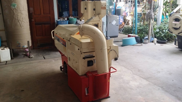 เครื่องสีข้าวกล้องเก่าญี่ปุ่น YANMAR รุ่น RHS30D สภาพเครื่องสวย พร้อมใช้งาน