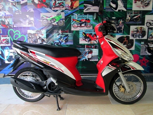 mio 115i cc.สีขาวดำแดง ระบบหัวฉีด เครื่องยนต์เดิมๆจากศูนย์ สีเดิมสดสวยทั้งคัน แถม 4 รายการ mio 115i cc.สีขาวดำแดง ระบบหัวฉีด เครื่องยนต์เดิมๆจากศูนย์ สีเดิมสดสวยทั้งคัน แถม 4 รายการ