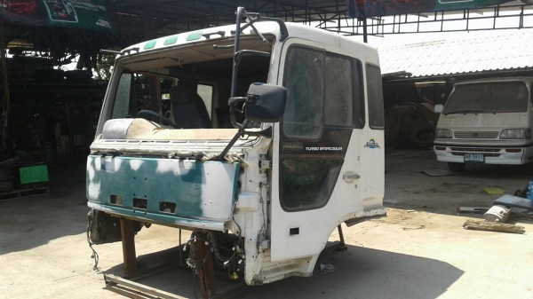 หัวเก๋ง HINO PROFIA มือสองตามสภาพ ขายด่วน!