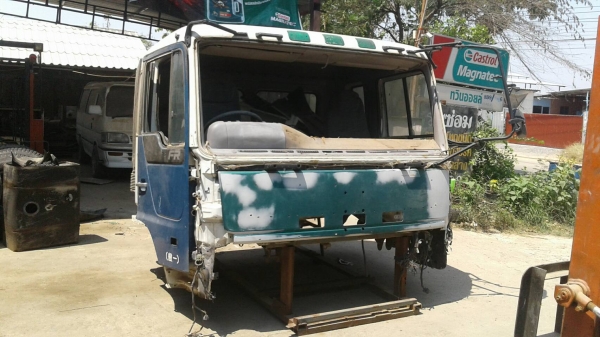 หัวเก๋ง HINO PROFIA มือสองตามสภาพ ขายด่วน!