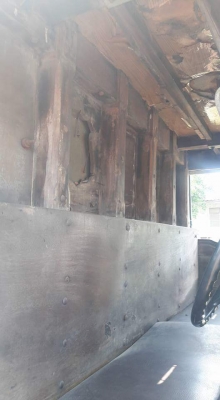 หกล้อหัวยาว isuzu เครื่อง6BD1เครื่องดีค้ชซีสวยเล่มทะเบียนเอกสารพร้อมโอน