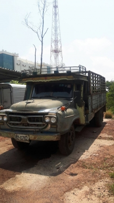 หกล้อหัวยาว isuzu เครื่อง6BD1เครื่องดีค้ชซีสวยเล่มทะเบียนเอกสารพร้อมโอน