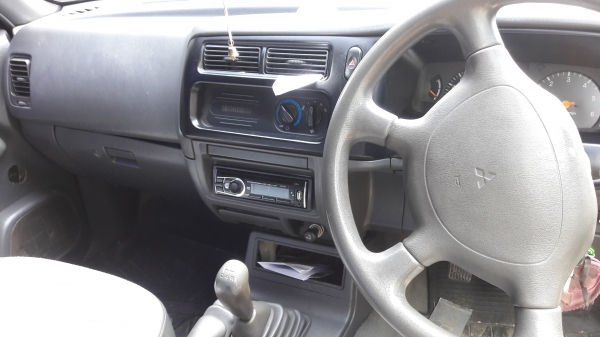 mitsubishi starda 4x4  ขาย168.000 บาท mega cab