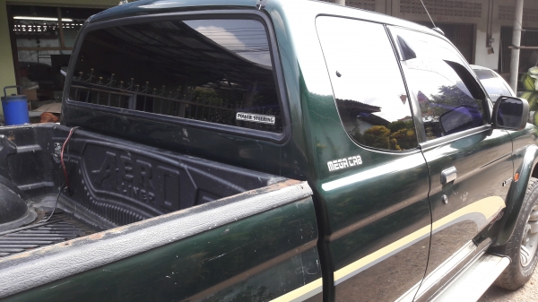 mitsubishi starda 4x4  ขาย168.000 บาท mega cab