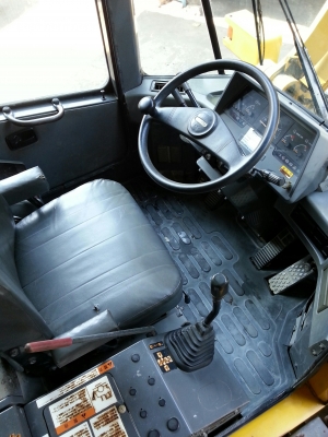 รถตักล้อยาง WA100-3 รถตักล้อยาง WA100-3