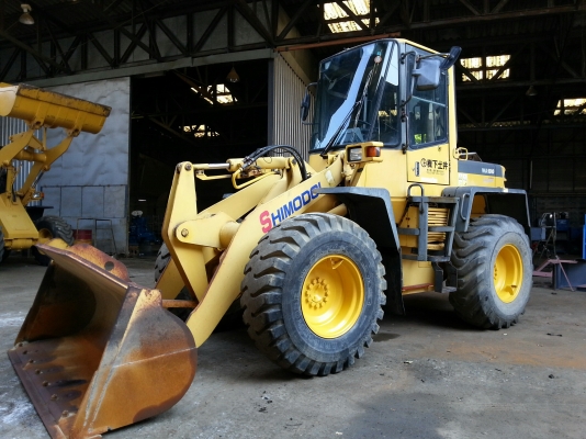 รถตักล้อยาง WA100-3 รถตักล้อยาง WA100-3