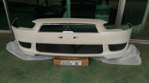 กันชนหน้าLancer EX สีขาว ของแท้ถอด