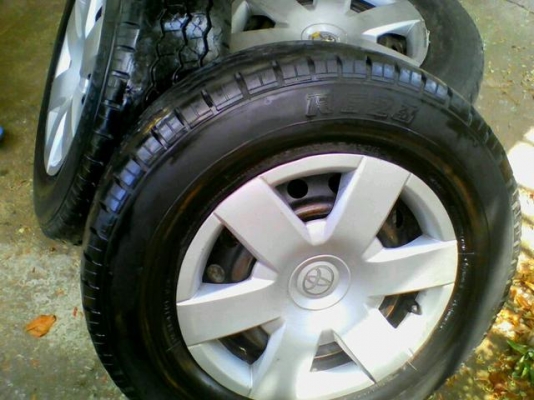 กะทะเหล็กขอข15 6รู พร้อมยางฝาครอบ 4วง 3200บาท