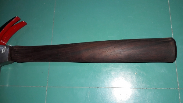 ขายค้อนตราตาขนาด16oz.งานใหม่ด้ามไม้มงคลหายาก ขายค้อนตราตาขนาด16oz.งานใหม่ด้ามไม้มงคลหายาก