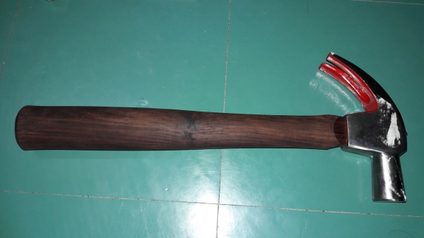 ขายค้อนตราตาขนาด16oz.งานใหม่ด้ามไม้มงคลหายาก ขายค้อนตราตาขนาด16oz.งานใหม่ด้ามไม้มงคลหายาก