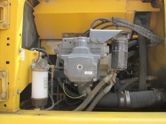 ขายรถขุด KOMATSU PC200-8 มือสองนำเข้าจากญี่ปุ่น รถสวย สภาพพร้อมใช้งาน ขายรถขุด KOMATSU PC200-8 มือสองนำเข้าจากญี่ปุ่น รถสวย สภาพพร้อมใช้งาน