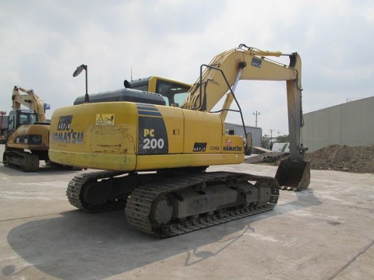 ขายรถขุด KOMATSU PC200-8 มือสองนำเข้าจากญี่ปุ่น รถสวย สภาพพร้อมใช้งาน ขายรถขุด KOMATSU PC200-8 มือสองนำเข้าจากญี่ปุ่น รถสวย สภาพพร้อมใช้งาน
