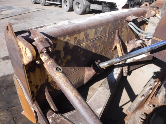 ขายรถดัน CAT D5H ขายรถดัน CAT D5H