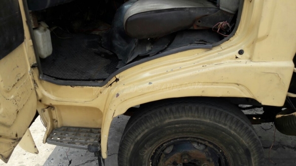 HINO 6 ล้อพื้นเรียบ fc2w 120 แรงม้า