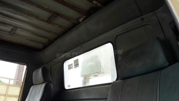 HINO 6 ล้อพื้นเรียบ fc2w 120 แรงม้า