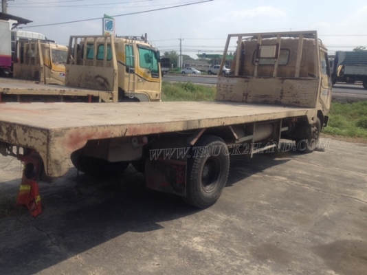 HINO 6 ล้อพื้นเรียบ fc2w 120 แรงม้า