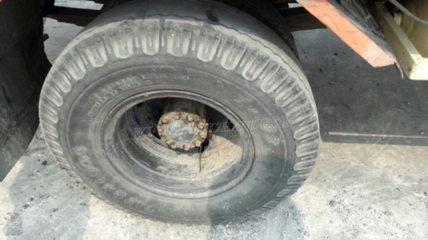 HINO 6 ล้อพื้นเรียบ fc2w 120 แรงม้า