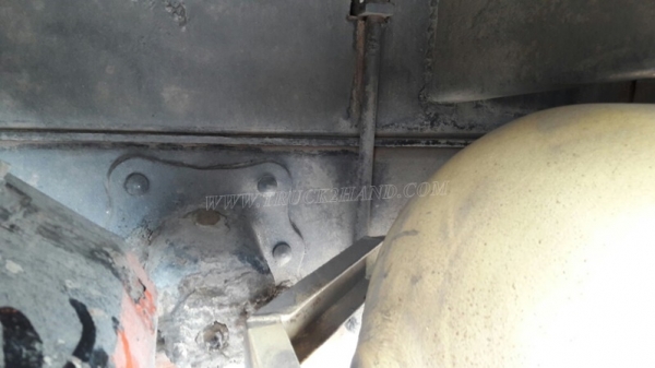 HINO 6 ล้อพื้นเรียบ fc2w 120 แรงม้า