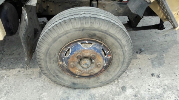 HINO 6 ล้อพื้นเรียบ fc2w 120 แรงม้า