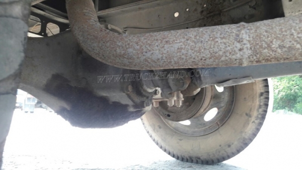 6 ล้อ พื้นเรียบ HINO FD176B  185  แรงม้า