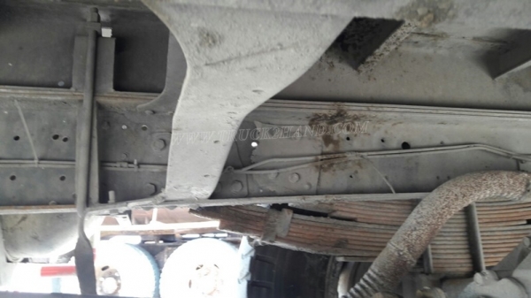 6 ล้อ พื้นเรียบ HINO FD176B  185  แรงม้า