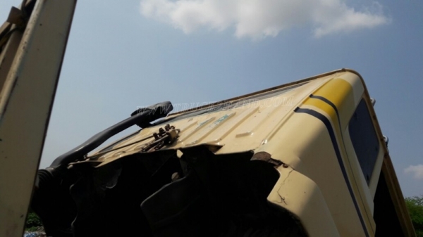 6 ล้อ พื้นเรียบ HINO FD176B  185  แรงม้า