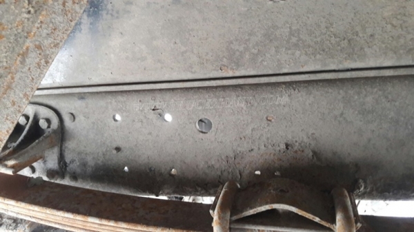 6 ล้อ พื้นเรียบ HINO FD176B  185  แรงม้า