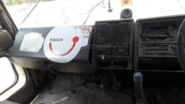 6 ล้อ พื้นเรียบ HINO FD176B  185  แรงม้า