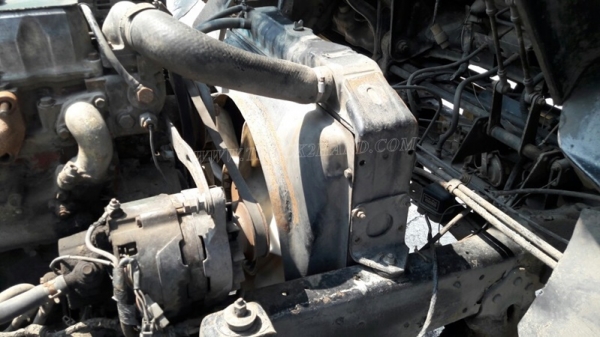 6 ล้อ พื้นเรียบ HINO FD176B  185  แรงม้า