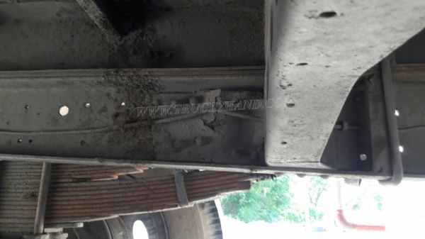 6 ล้อ พื้นเรียบ HINO FD176B  185  แรงม้า