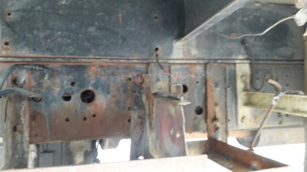 6 ล้อ พื้นเรียบ HINO FD176B  185  แรงม้า