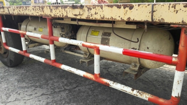 6 ล้อ พื้นเรียบ HINO FD176B  185  แรงม้า