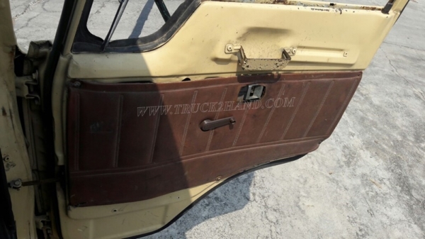 6 ล้อ พื้นเรียบ HINO FD176B  185  แรงม้า