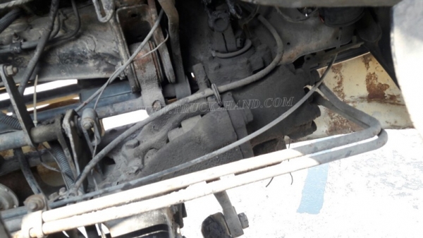 6 ล้อ พื้นเรียบ HINO FD176B  185  แรงม้า