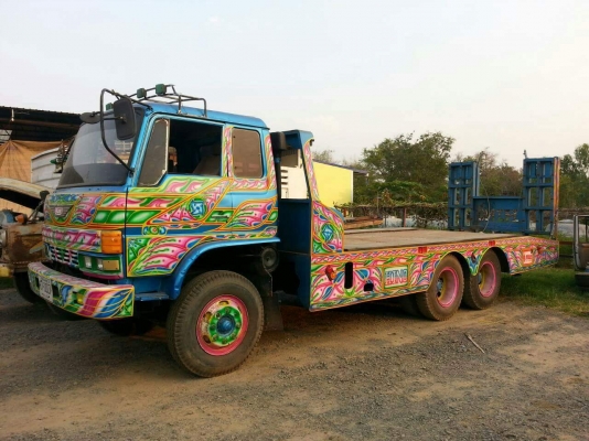 ขายรถ10ล้อ เทรลเลอร์ขึ้นรถเกี่ยว เครื่อง185แรง HO7C มีระบบบันไดไฮดรอลิก สภาพพร้อมใช้งาน เอกสารพร้อมโอน สนใจโทร 090-8588220คุณนะ 093-3258446คุณบิว หรือเข้าดูสินค้าอื่นๆได้ที่ www.truck.in.th/498 หรือเพจFacebook ณรงค์ ซื้อขายรถมือสอง (เว็บไซต์ส่วนตัว) หรือF