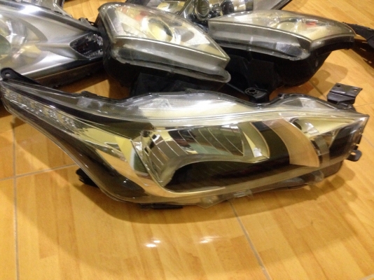 ไฟหน้ายาริส ปี2014