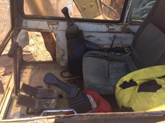 รถขุด PC120-3 ตัวเดินซ่อมให้ เรียบร้อย พร้อมใช้ เอวแน่น เครื่องดี