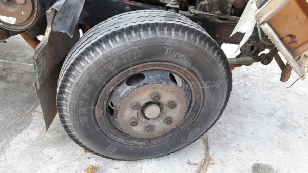 HINO 6 ล้อ พื้นเรียบ รถFD165B  195 แรงม้า