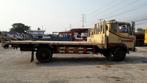 HINO 6 ล้อ พื้นเรียบ รถFD165B  195 แรงม้า