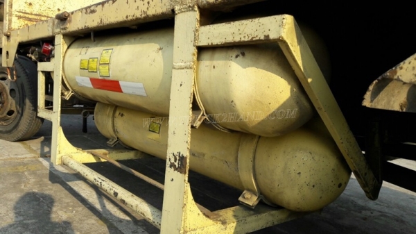 HINO 6 ล้อ พื้นเรียบ รถFD165B  195 แรงม้า