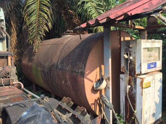 ขายถังน้ำมันและปั้มจ่ายน้ำมัน ถัง 12000 ลิตร