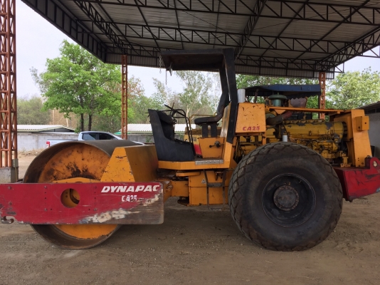 บดอัด10ตัน สั่นสะเทื่อน