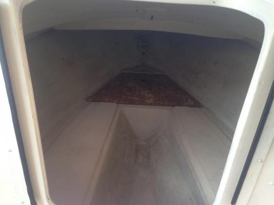 ขายเรือยามาฮ่าเรือนอกเครื่อง40แรง ติดง่ายมาก 15ฟุต หัวปิดมีห้องนอนห้องขังเหยื่อ ทรงสูงออกทะเลสบายพร้อมเทเล่อร์ ขาย 89500 บาท