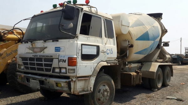 ขายคับสิบล้อโม่ปูนฮีโน่FN278 B260แรงโม่7คิวปี47